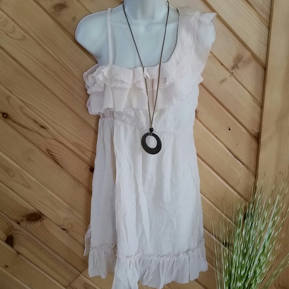 Sold...........One strap shoulder deess