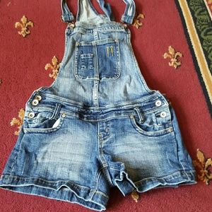 Overall jean shorts