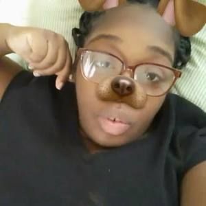 Meet your Posher, Kimberly