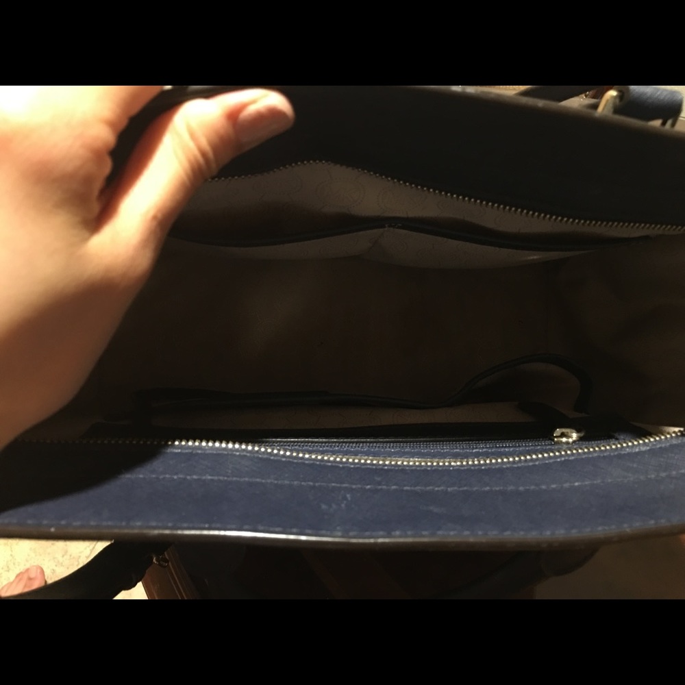 Michael Kors Selma Large navy - Picture 3 of 3
