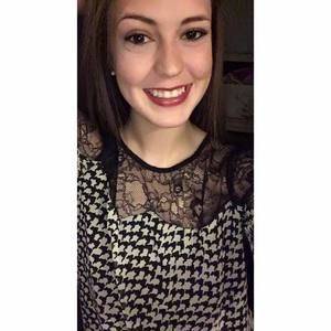 Meet your Posher, Stephanie