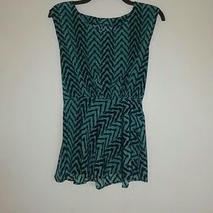 Super fun top looks great with any bottoms