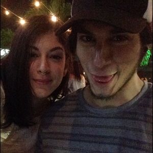 Meet your Posher, Marisel