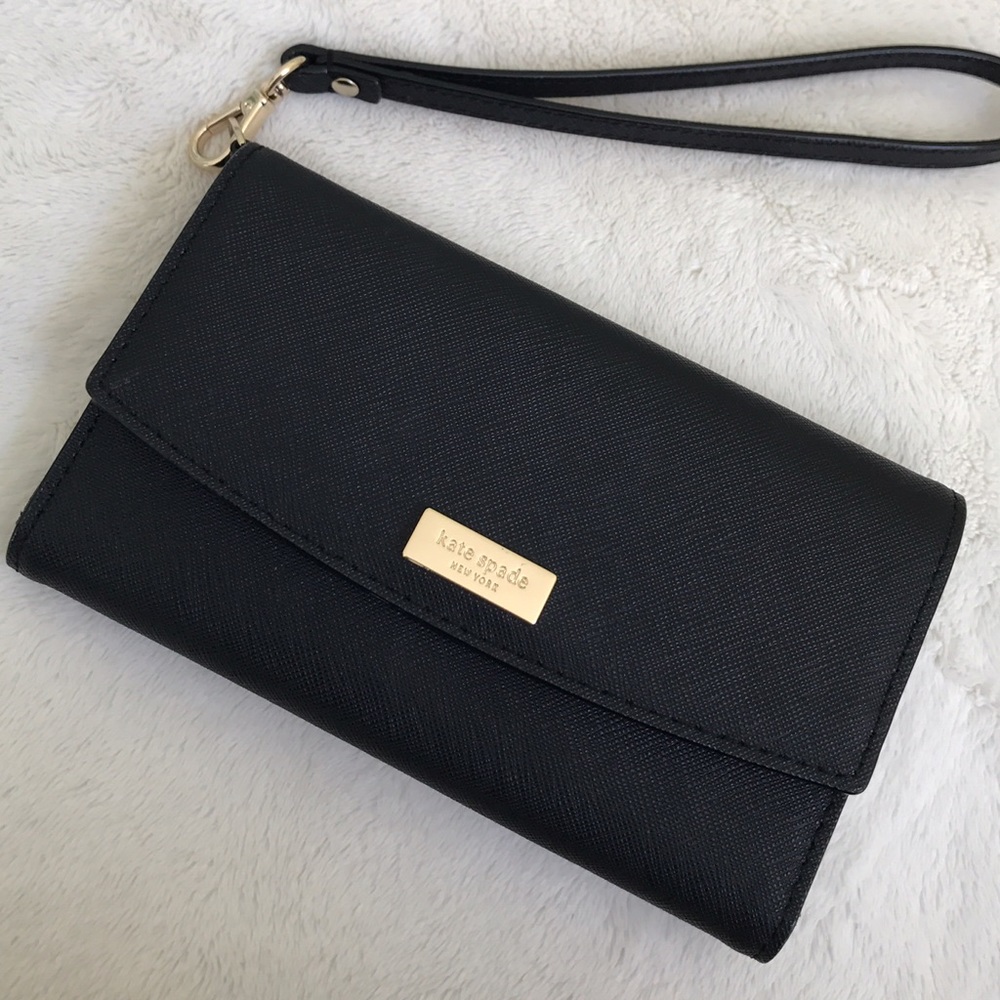 new condition kate spade wristlet