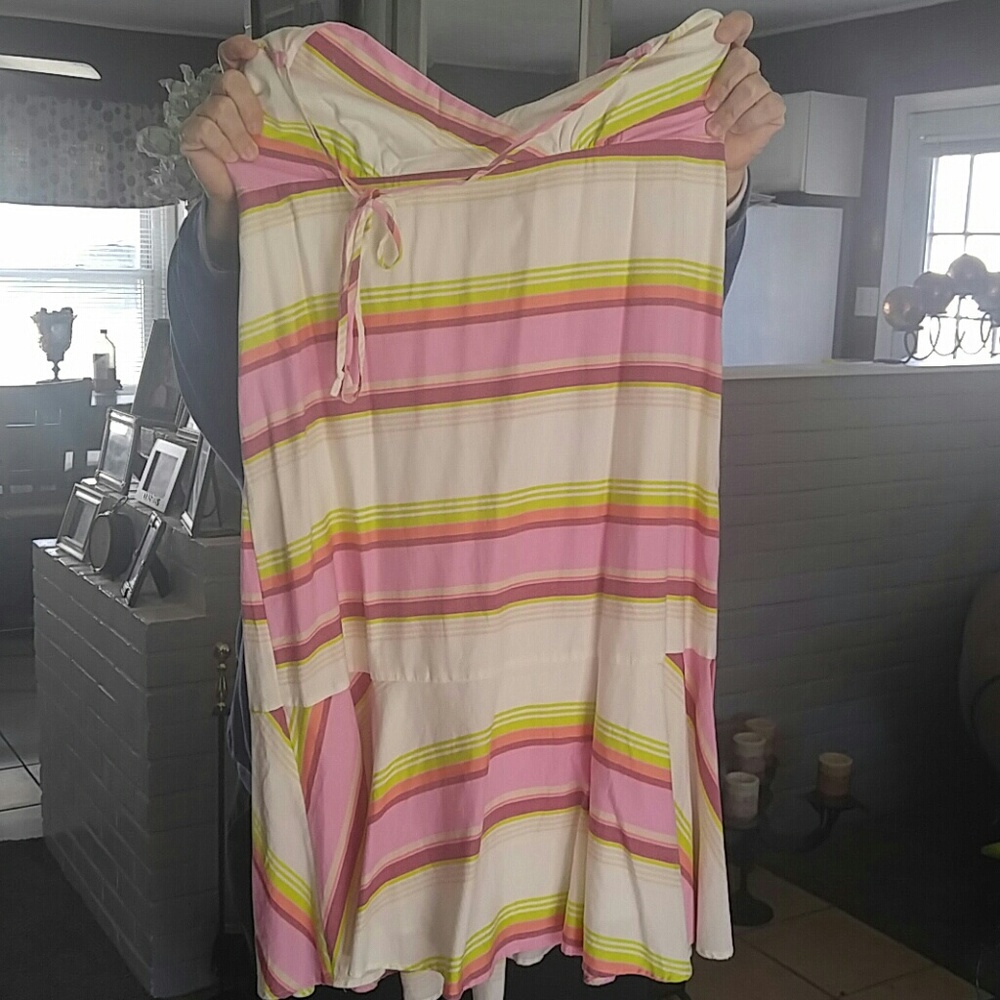 Clothes - Picture 7 of 8