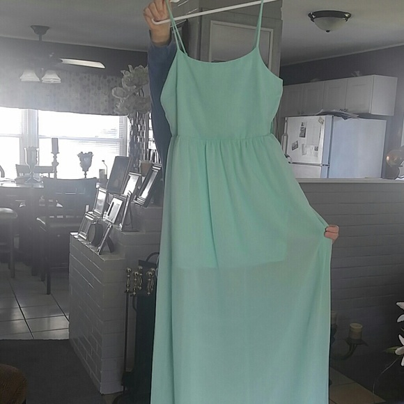 Clothes - Picture 8 of 8