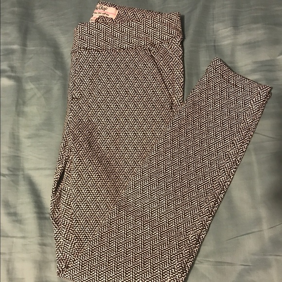 🦋🦋pants🦋🦋 - Picture 1 of 4