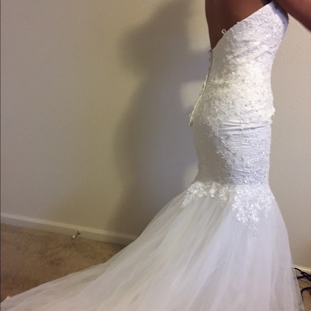 Wedding dress