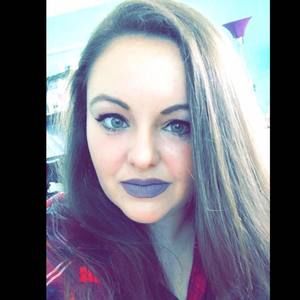 Meet your Posher, Casey