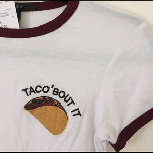 Graphic crop top Offers accepted!!