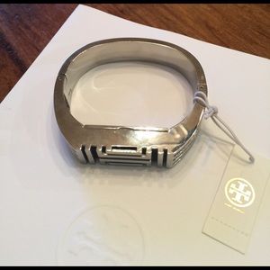 Tory Burch for Fitbit Meta