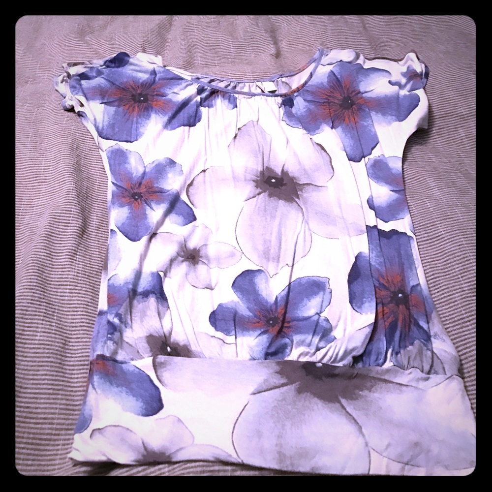 Floral spring top by Lauren Conrad!