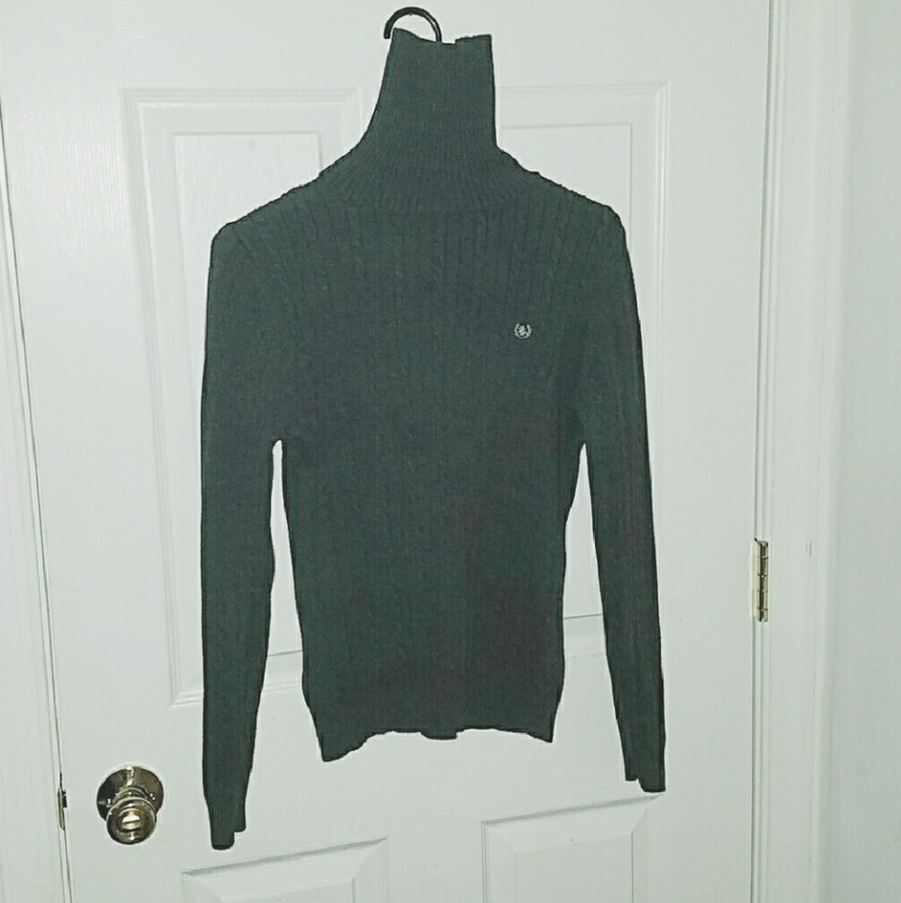 Izod turtle neck sweater