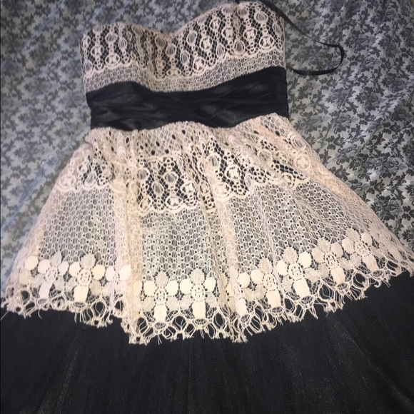 Pink, Cream, and Black Lace dress - Picture 2 of 2