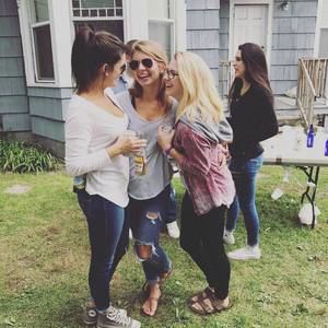 Meet your Posher, Elise