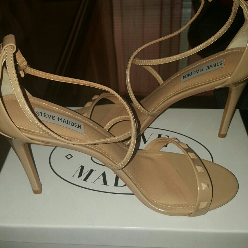 Steve Madden sandals