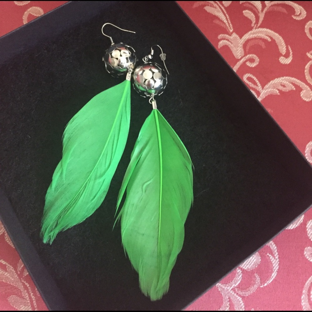 Green feather earrings
