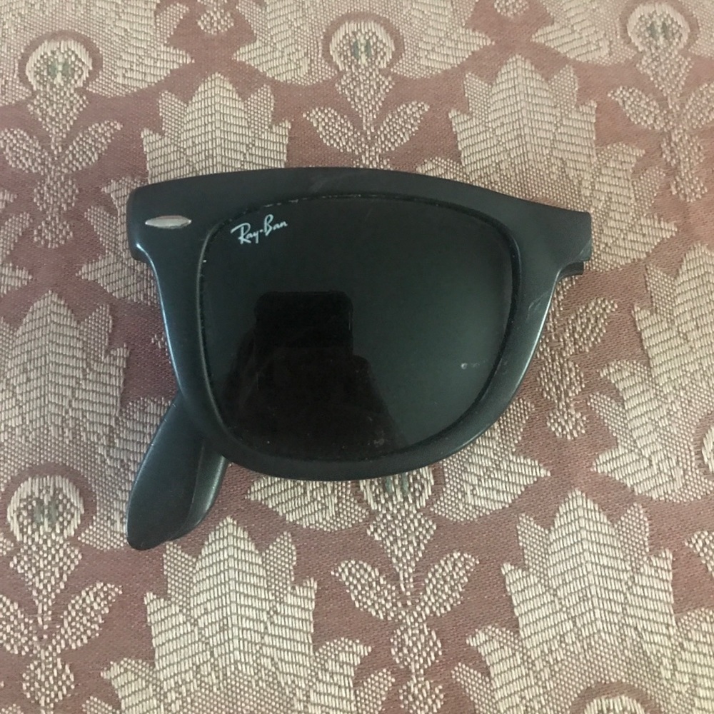 Collapsible RAYBANS