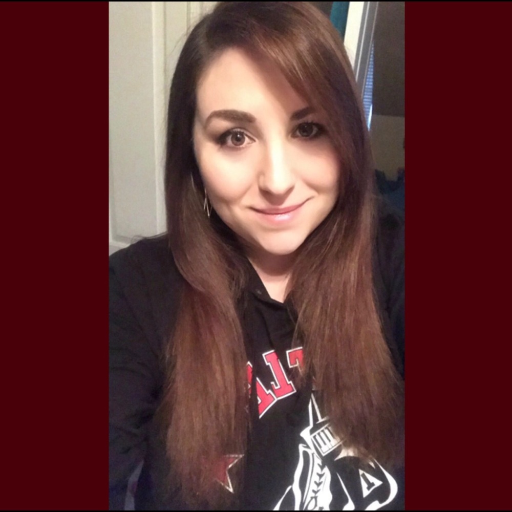 Meet your Posher, Danielle