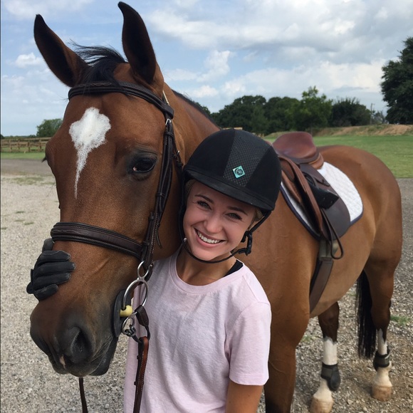 👑 - Picture 2 of 4