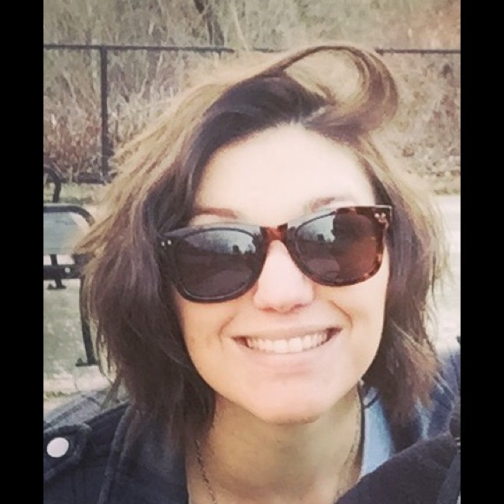Meet your Posher, Angela