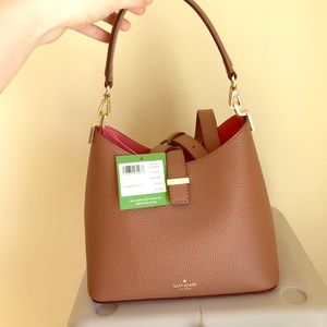 Brand new w/ tags beautiful Kate Spade purse 👛
