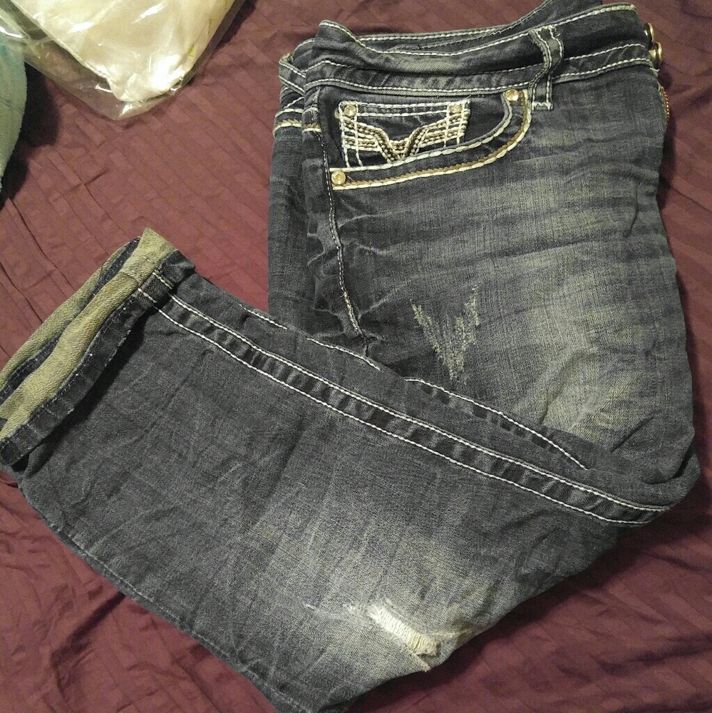 Vigoss Jean capris NWT