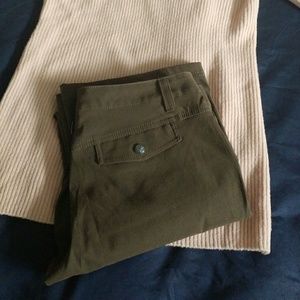 Athleta Dipper Pants SZ 8 - so many pockets