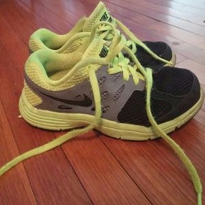 Boys Nike size 11.5c