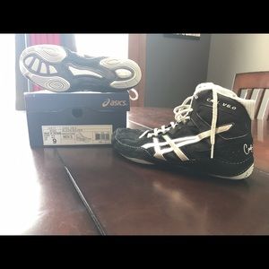 Wrestling shoes-wore half season, if that much!
