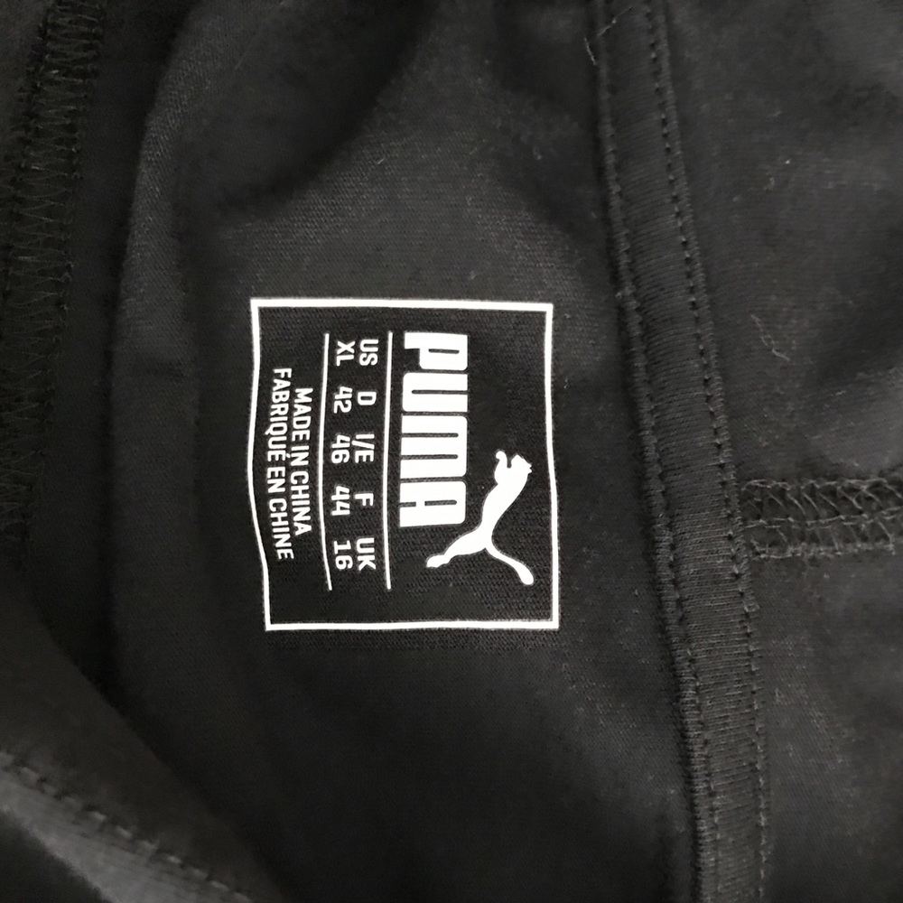 Puma pull over - Picture 3 of 6