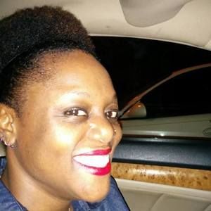 Meet your Posher, Ebony