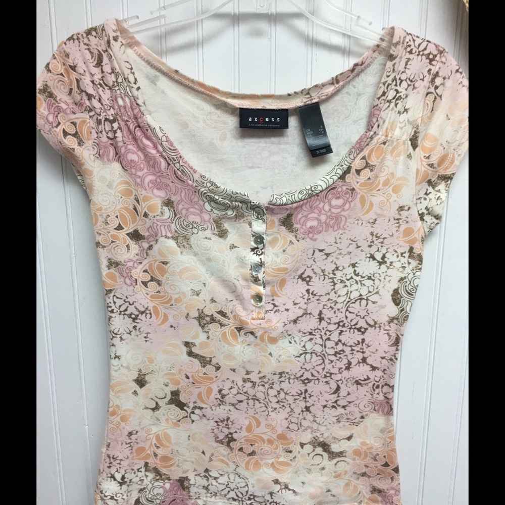 The new blush, multi colors.   Size S