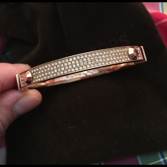 Michael Kors Jewelry - Michael Kors bracelet rosegold