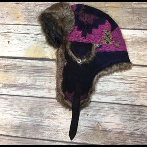 D&Y tribal print winter hat