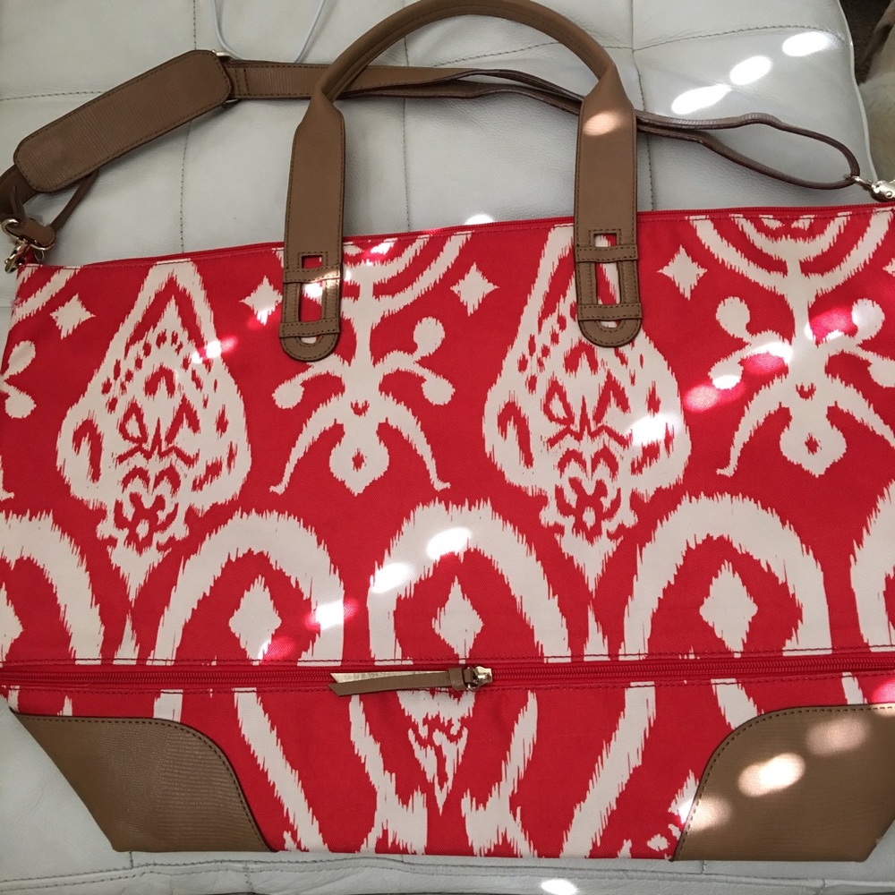 New Stella and Dot Getaway Tote