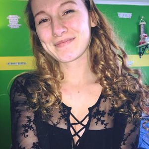 Meet your Posher, Jasmine