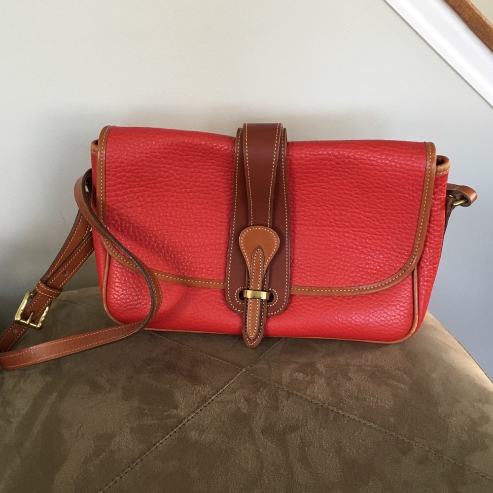 Vintage dooney & bourke cross body bag