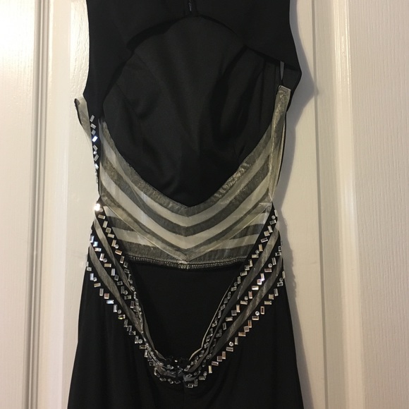 Black floor length prom dress - Picture 4 of 4