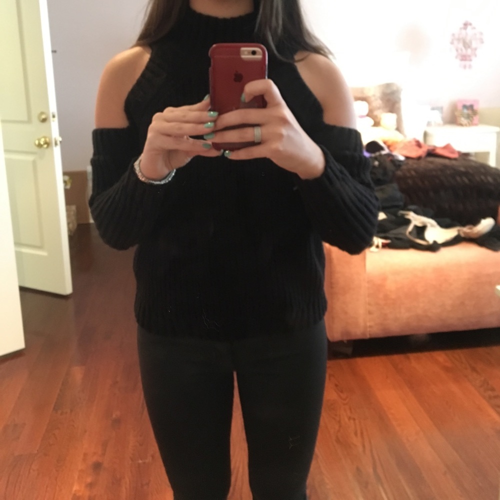 Cut off arms sweater😎