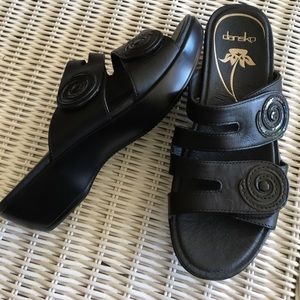 Dansko black sandals 37