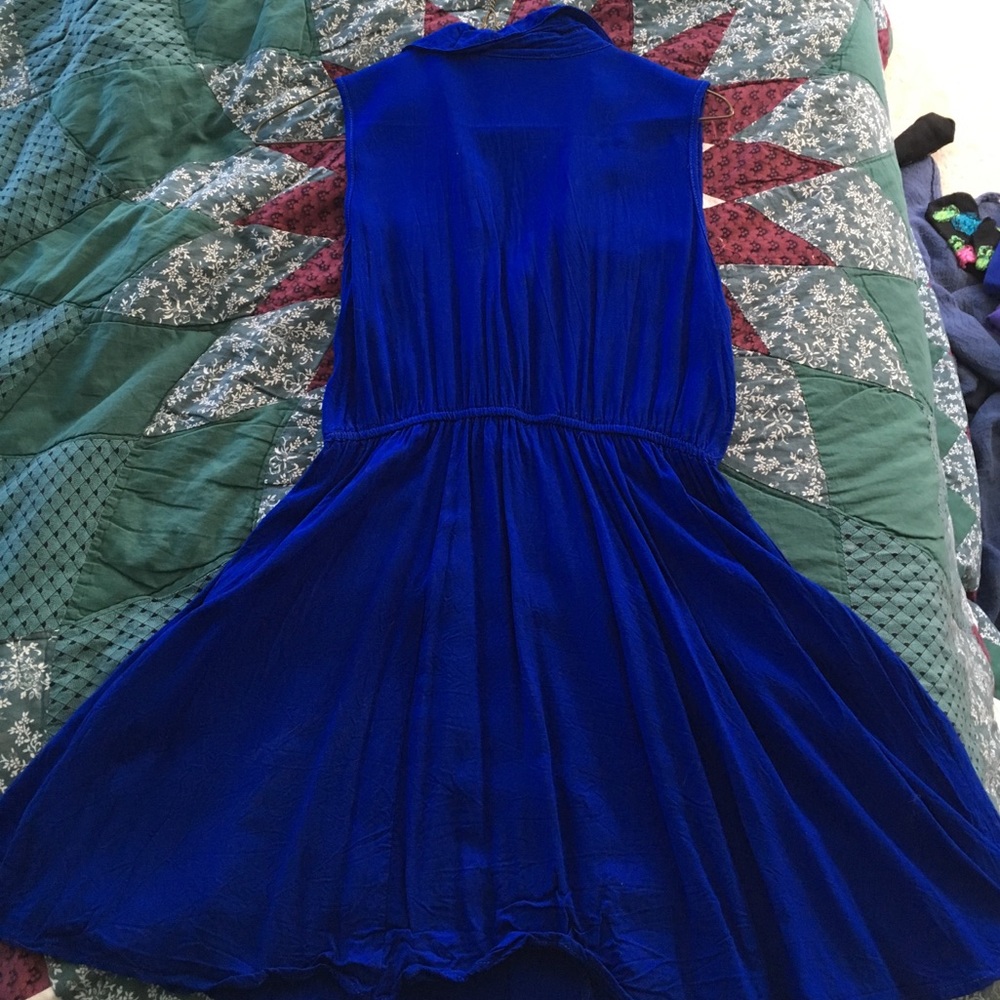 Spring dress - Picture 2 of 2
