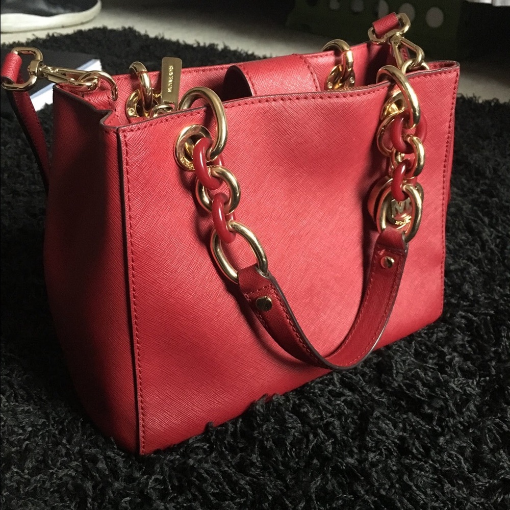 Michael Kors purse