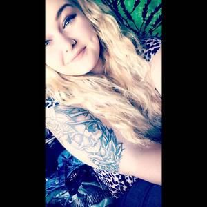 Meet your Posher, Victoria