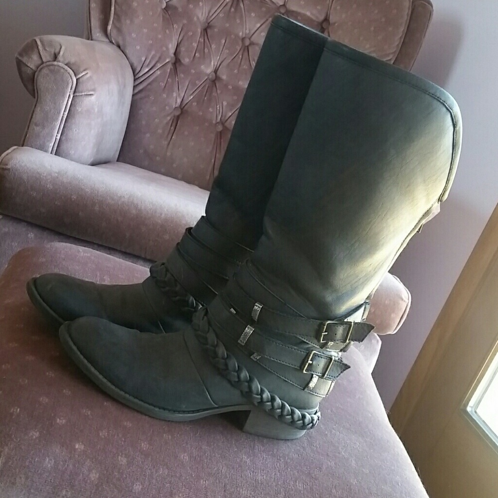 Charcoal Gray Boots