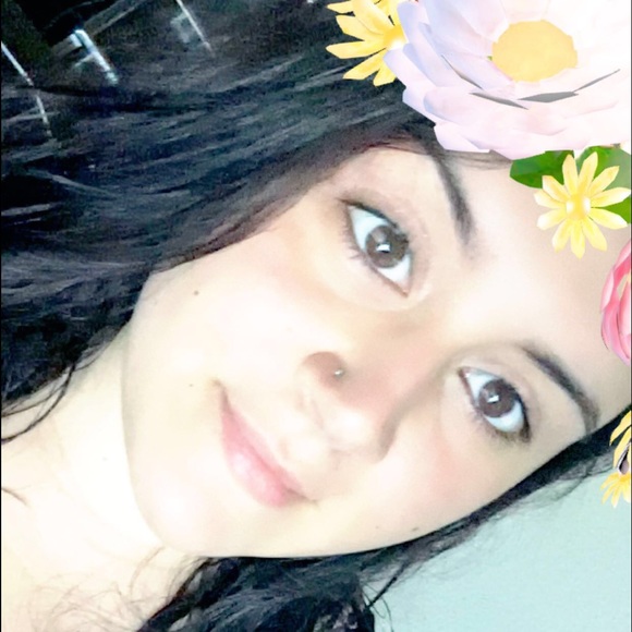 Meet your Posher, Jasmin - Picture 2 of 2