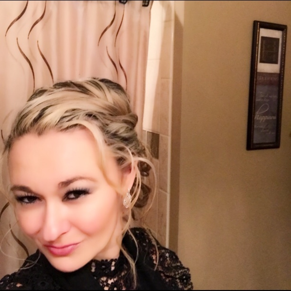Meet your Posher, Jennifer