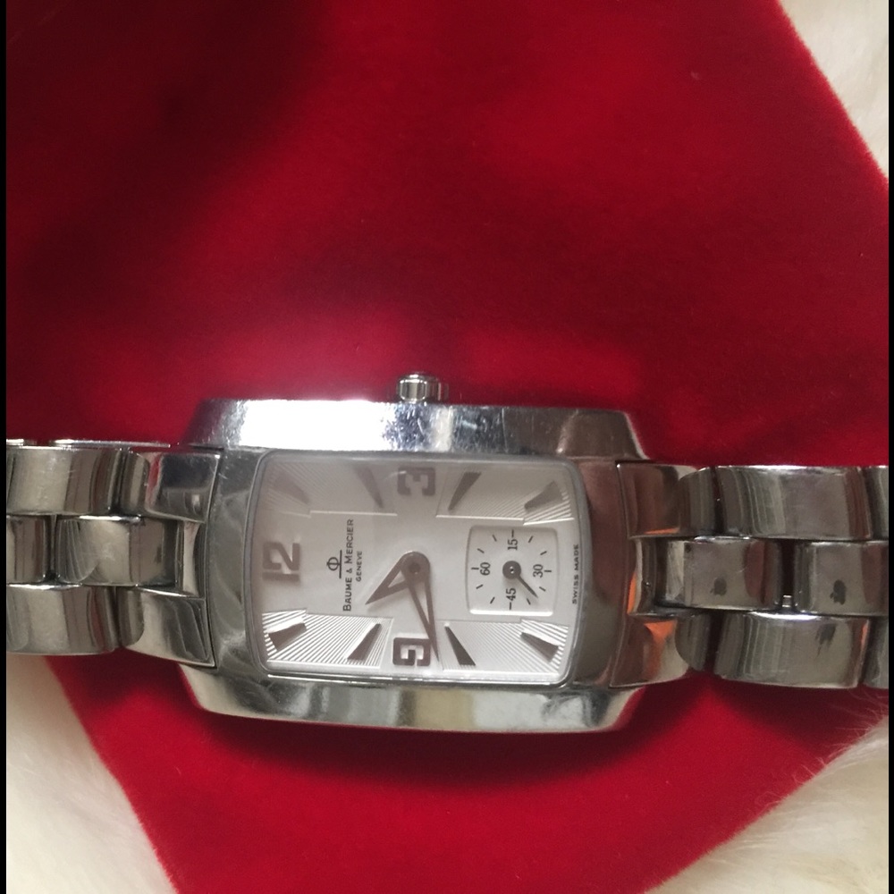 Baume & Mercier Hampton watch authentic