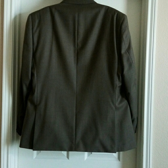 Tommy Hilfiger Brown Suit 🎆🎇Sale - Picture 3 of 8