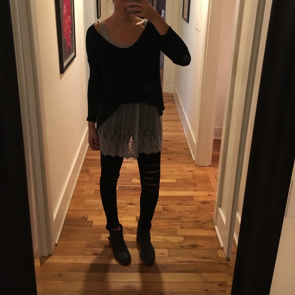 Paper Crane black waffle long sleeve high low top